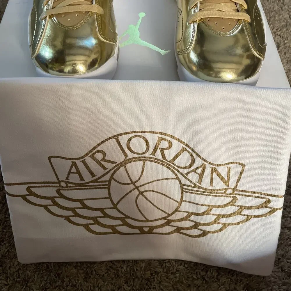 Air Jordan 6 Retro Pinnacle Metallic Gold Men size 9.5 #854271-730 Brand New